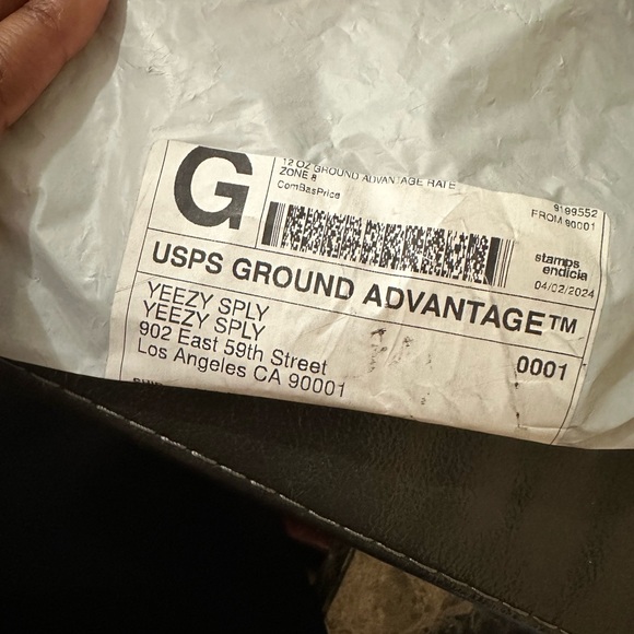 YZY MOWALOLA WET TANK - Picture 13 of 13